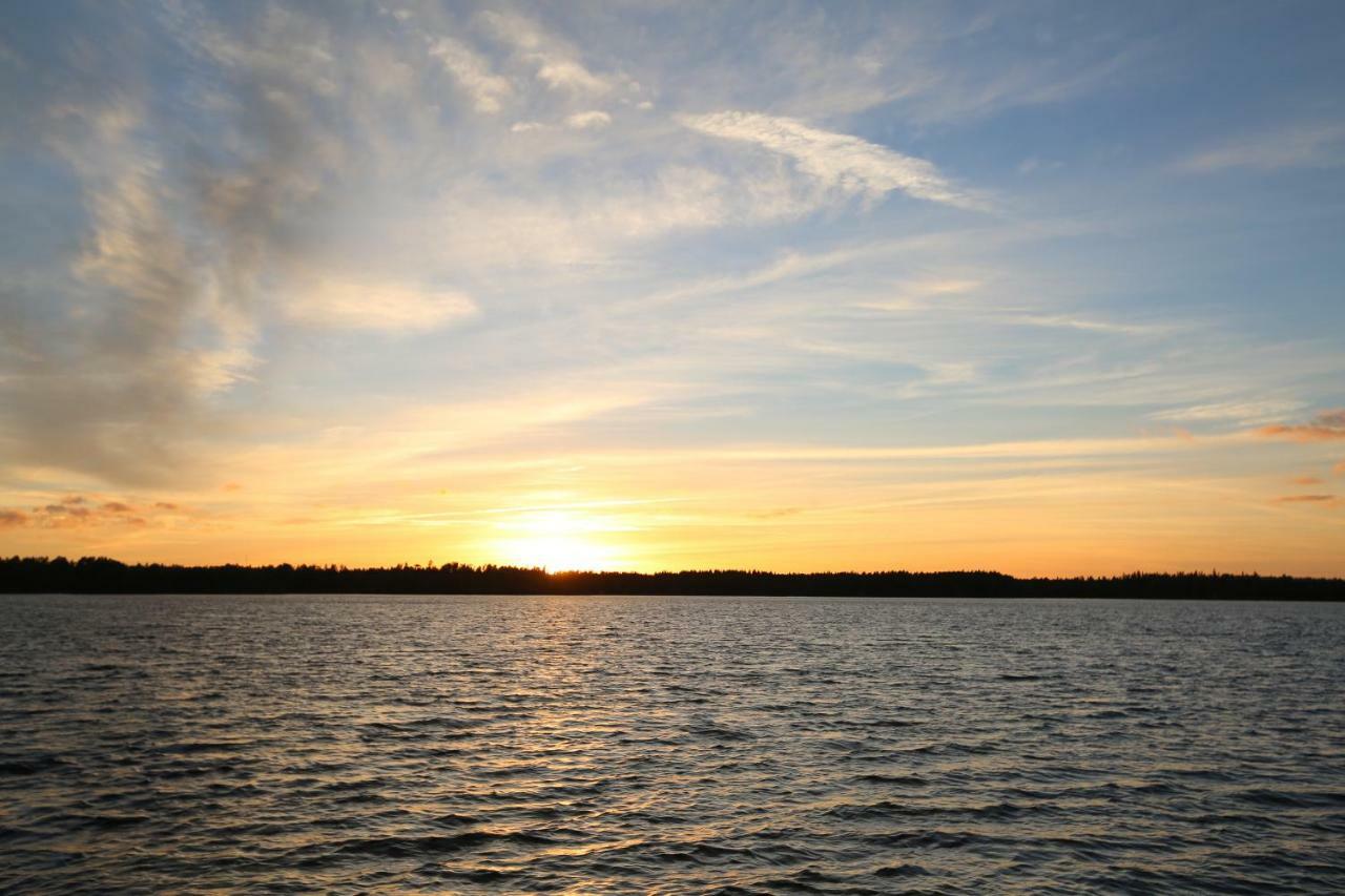 Holiday Lakefront House Villa Bjorkoby Esterno foto