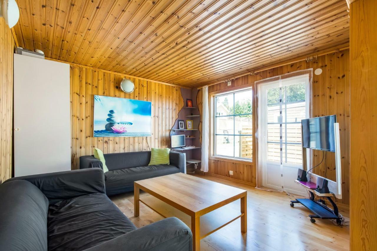 Holiday Lakefront House Villa Bjorkoby Esterno foto